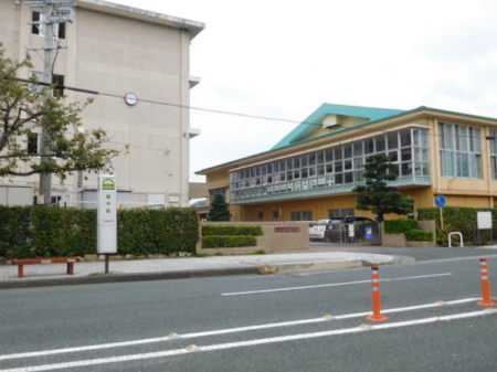 周辺環境 【中学校】浜松市立南部中学校：1272�u