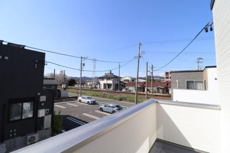 住戸からの眺望写真 バルコニーからの眺め♪日当たり良好♪