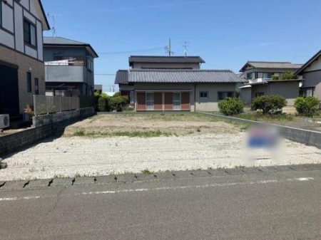 前面道路含む現地写真 現地の様子（更地状態）