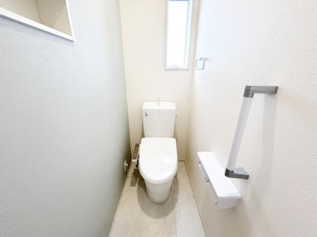 �g�C�� �������֍��t���̃g�C���ŁA��N��ʂ��ĉ��K�ɂ����p�ł��܂��B