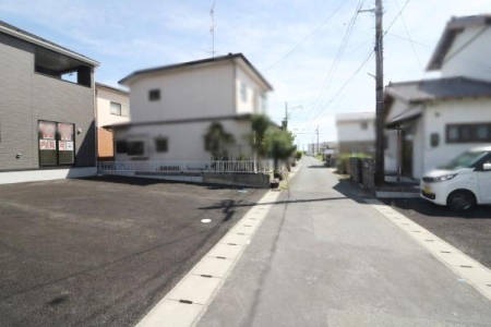 OʓH܂ތnʐ^ OʓH̗lq