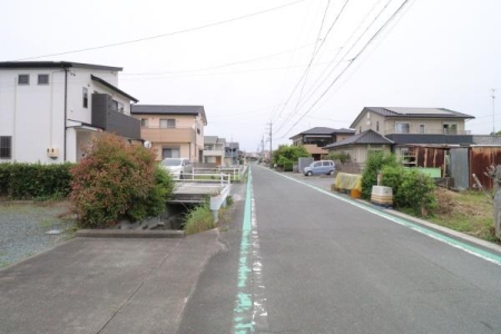 前面道路含む現地写真 前面道路