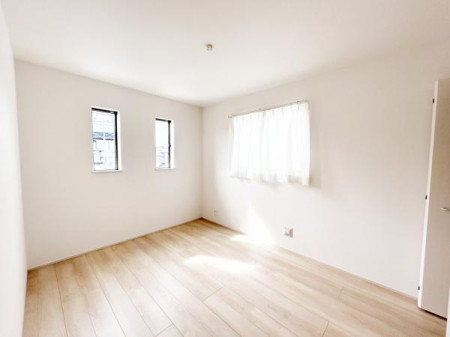 m ǂȉƋ킹₷fUCI
VvȂ肾炱ǂȐFEǂȑfނ̉Ƌ}b`܂
