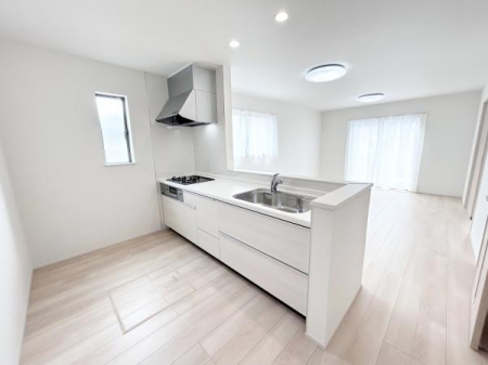 Lb` LLb`͗₷ƑFŁAy߂܂B
_CjOƃrOɂ邲ƑALb`猩n₷̂ŁAR~jP[V₷łB
