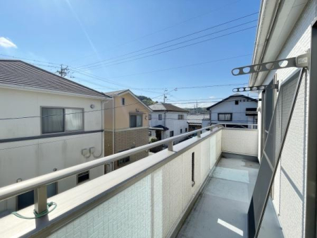 �o���R�j�[ �L���E��������΂�����ȃo���R�j�[�I
���󕨂͂������A�z�c��V�[�c�������X�y�[�X���\���ɂ���܂��B