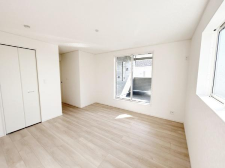 m oRj[gȌݕƂ炵܂B
󕨂˂bkւ܂󓮐ǍDłB
