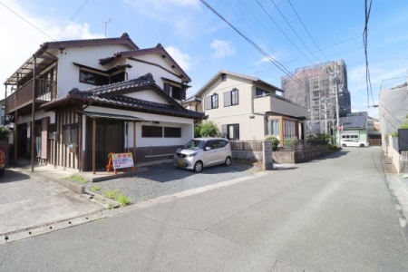 �O�ʓ��H�܂ތ��n�ʐ^ -