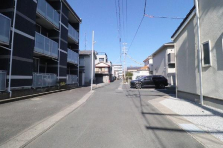 �O�ʓ��H�܂ތ��n�ʐ^ �O�ʓ��H