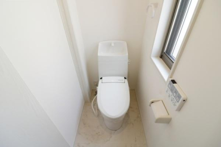 gC eKɂ̂ōݍƂSI薾邭ACob`ł
