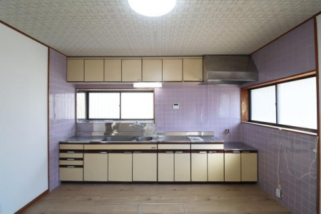 Lb` LXƂԂ̃Lb`􏟎Ă܂
DKXy[X̓NbVtA\ANX̌̃tH[{Hς݂łI