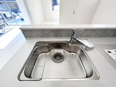 �L�b�`�� �V���N�̗l�q�A�����\���ɂ���􂢕������₷���ł��B