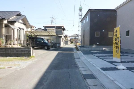 OʓH܂ތnʐ^ ̑OʓH̗lq