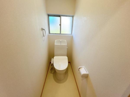 �g�C�� �������֍��t���̃g�C���ŁA��N��ʂ��ĉ��K�ɂ����p�ł��܂��B