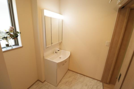 ���ʑ�E���ʏ� -