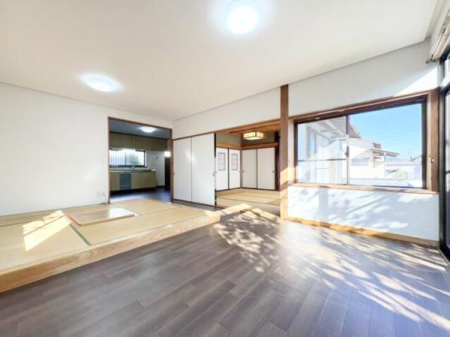 rO zLAȋԂ`ÂĂ܂BƑ̏ΊW܂e̋Ԃł( OO )
