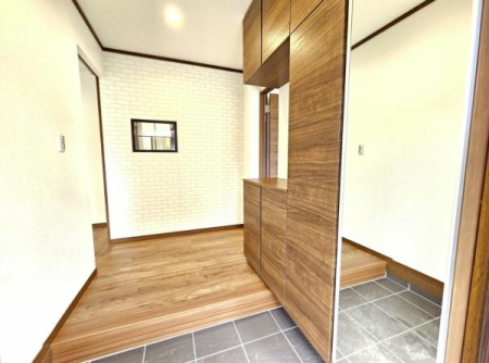  U炩肪ȌւXbĽ֎[t
IƂĂołCŁAqlSn悭}łłˁI
