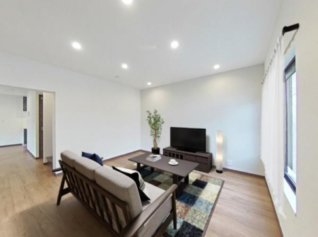 rO rO̗lqƋ̓C[WŔzuĂ܂B