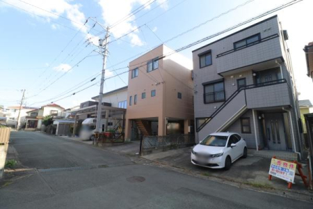 �O�ʓ��H�܂ތ��n�ʐ^ -