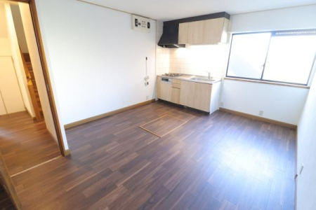 ���r���O -