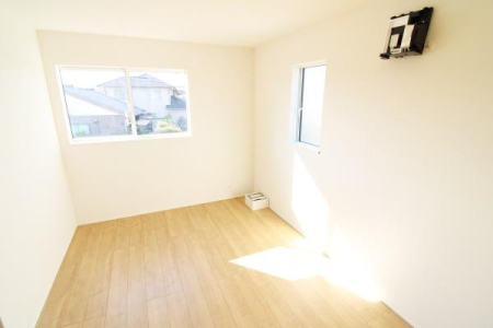 m Sn悢Rɕ܂mBCɓ̃CeAɈ͂܂ȂAƃvCx[gȎԂy݂܂B
