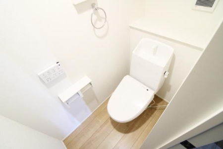 �g�C�� �������֍��t���̃g�C���ŁA��N��ʂ��ĉ��K�ɂ����p�ł��܂���