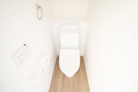 gC ֍t̃gCŁANʂĉKɂpł܂B