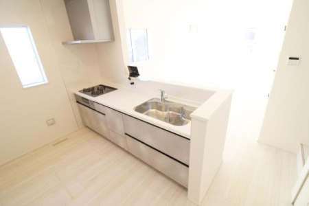 �L�b�`�� �������������I�ɁA�y�����I�V�X�e���L�b�`������[�����Ղ�Ȃ̂Œ������⒲�������o�����ꂵ�₷���ł��ˁI
