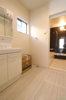 ���ʑ�E���ʏ� -