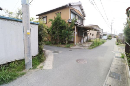 �O�ʓ��H�܂ތ��n�ʐ^ �k�����H�Ɠ������H���q�����H�̗l�q