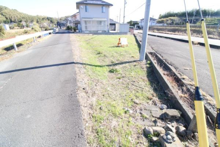 �O�ʓ��H�܂ތ��n�ʐ^ ��������k�����H