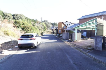 �O�ʓ��H�܂ތ��n�ʐ^ -