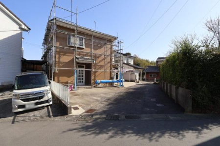 �O�ʓ��H�܂ތ��n�ʐ^ -