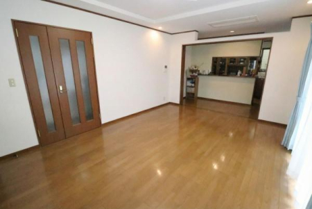 ���r���O �����Z���ׁ̈A�����͕�������܂��BAI�ҏW�ς�