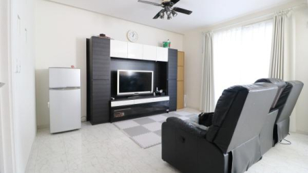 ���r���O -