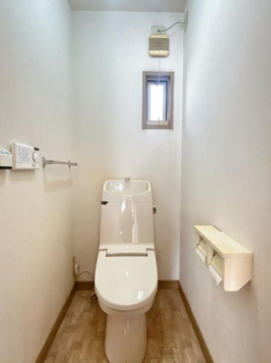 �g�C�� 2�K�g�C���̗l�q