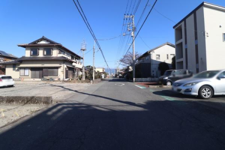 �O�ʓ��H�܂ތ��n�ʐ^ -