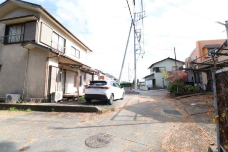 �O�ʓ��H�܂ތ��n�ʐ^ -