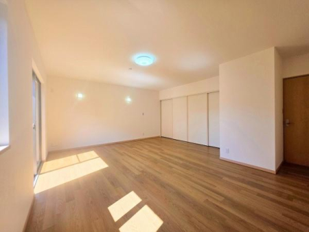 �m�� ��14.5���̗m������^�N���[�[�b�g�t����S�̎��[�X�y�[�X�ł��I