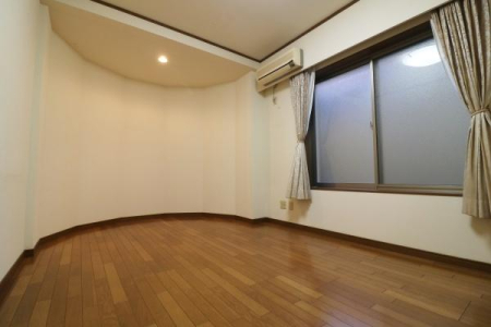 ���̑����� ���u�ɂ���ɂ͍L������A��7���̔[�˂ł��I
�g�����͖������