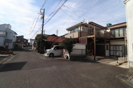 �O�ʓ��H�܂ތ��n�ʐ^ -