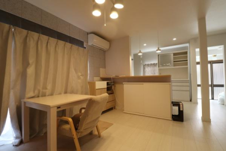 ���r���O -