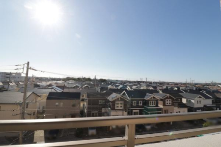 �Z�˂���̒��]�ʐ^ -