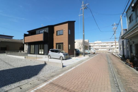 �O�ʓ��H�܂ތ��n�ʐ^ ������5���̂�Ƃ肠������ɖʂ������n��
���q���܂̂��邲�ƒ�ɂ���������Ƃ肠�铹�H���ł��I