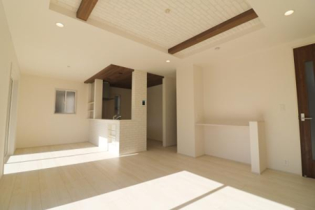 ���r���O �����Ղ�̗z�����������ށA���邭�J���I��18�����r���O�I
�܏�V�䂪��Ԃɗ��̊��������炵�A�㎿�ł�Ƃ肠���炵�����������܂���