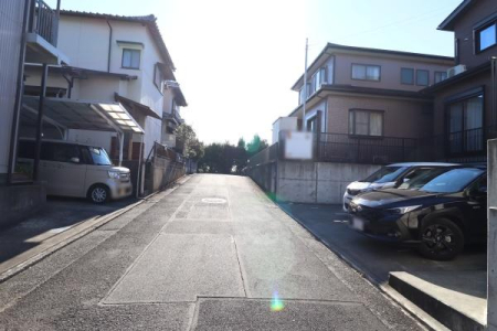 �O�ʓ��H�܂ތ��n�ʐ^ -