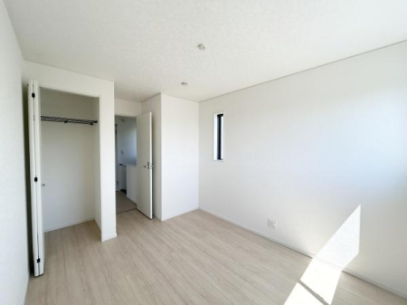 �m�� �V���v���ȓ����̂������́A�Ƒ��\���⃉�C�t�X�^�C���ɍ��킹�ėl�X�ȗp�r�ł��g�����������܂��B
