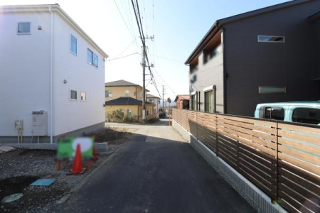 �O�ʓ��H�܂ތ��n�ʐ^ -