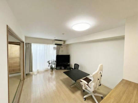 ���r���O �i�`�������e�C�X�g�̗D�����_�炩���F�g���̃t���[�����O���f�G�ȃ��r���O�I
�C���e���A���l����̂��y���݂ł��ˁ�
