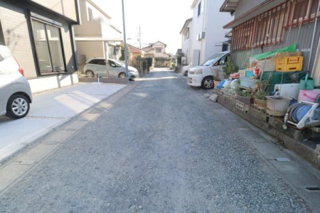 �O�ʓ��H�܂ތ��n�ʐ^ -