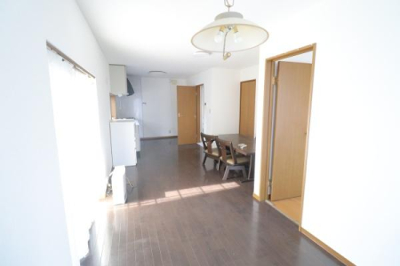 ���r���O -